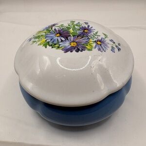 Floral Trinket Music Box Plays Shadows of Your Smile by Heritage House